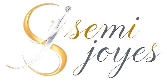 A FOTOGRAFIA DE SEMI JOIAS é a arte de capturar a luz e a beleza em cada detalhe, revelando a essência única de cada peça e transformando o luxo em pura emoção.